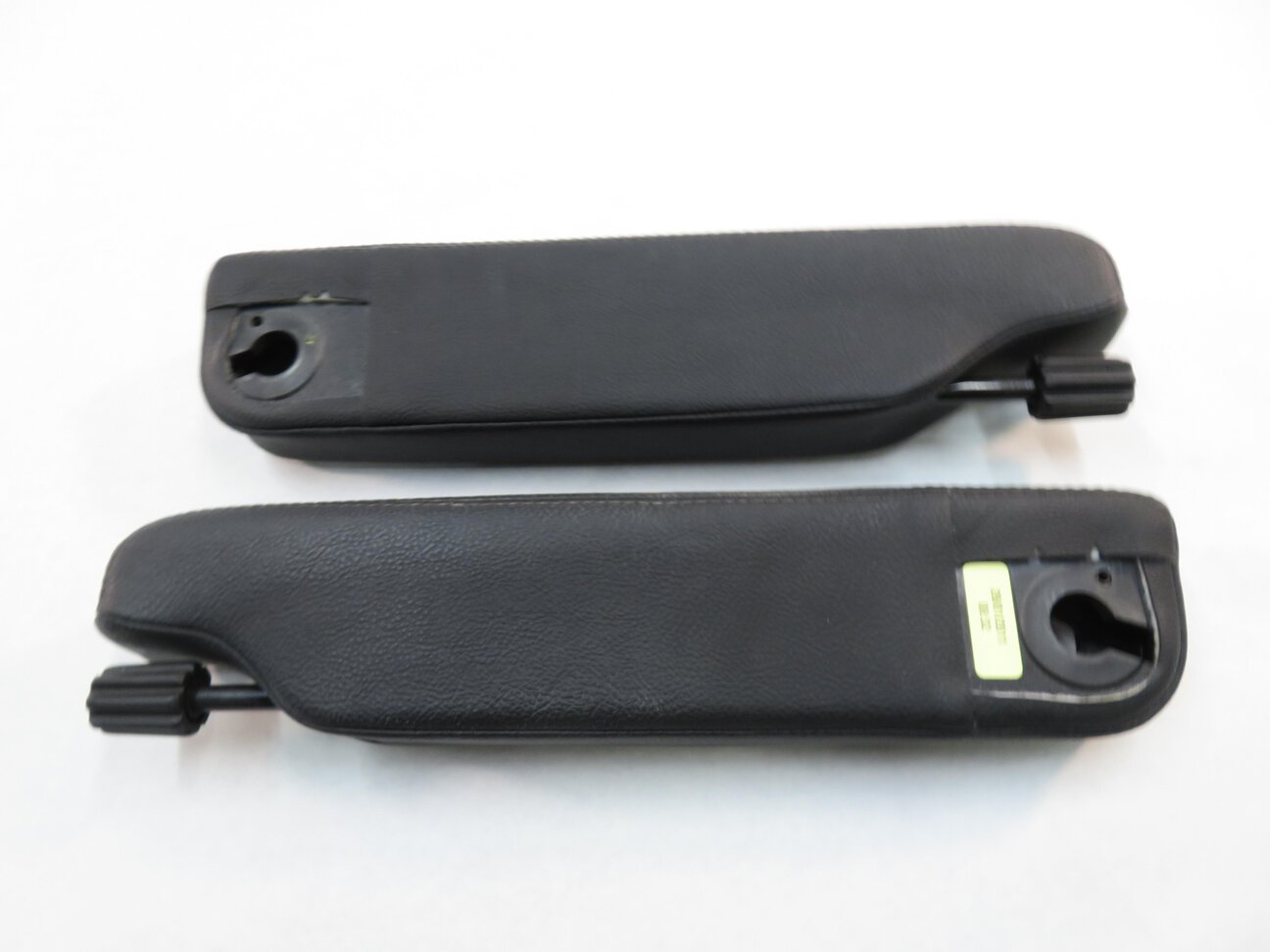 Thumbnail 6: 2011 RANGE ROVER SPORT (L320) FRONT LEFT & RIGHT SEAT ARMREST SET (EBONY BLACK)