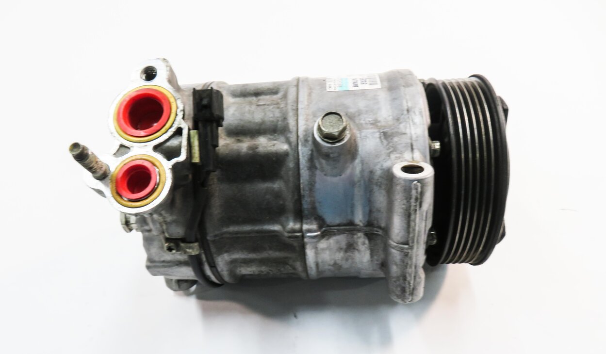 Thumbnail 2: 10-13 LAND ROVER LR4 / RANGE ROVER SPORT - AIR CONDITIONING A/C COMPRESSOR PUMP