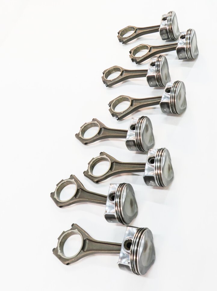 Thumbnail 4: 2011 RANGE ROVER SPORT (L320) 5.0L AJ133 V8 ENGINE PISTON w/ CONNECTING ROD SET