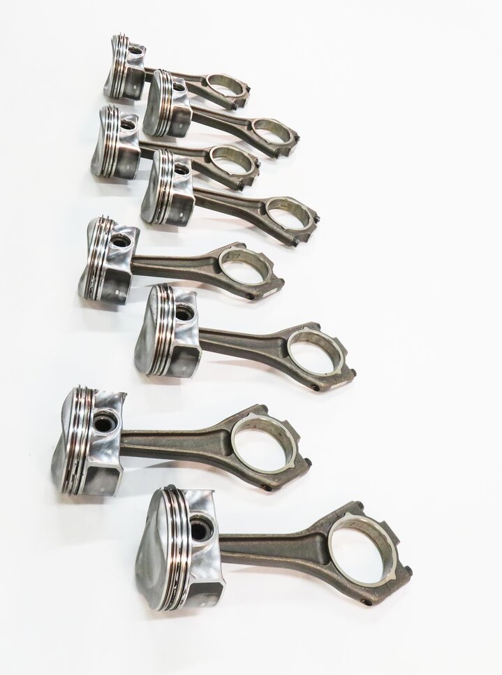 Thumbnail 5: 2011 RANGE ROVER SPORT (L320) 5.0L AJ133 V8 ENGINE PISTON w/ CONNECTING ROD SET
