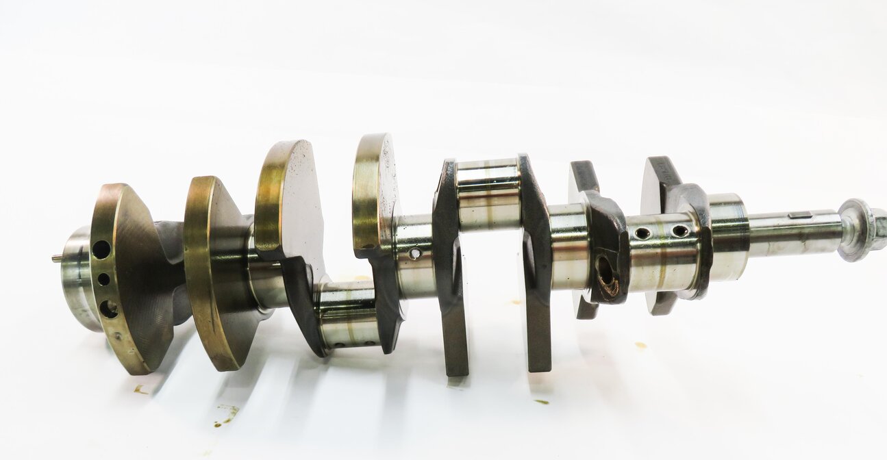 Thumbnail 6: 2011 PORSCHE CAYENNE (958) 4.8L M48.02 V8 ENGINE - CRANKSHAFT CRANK SHAFT