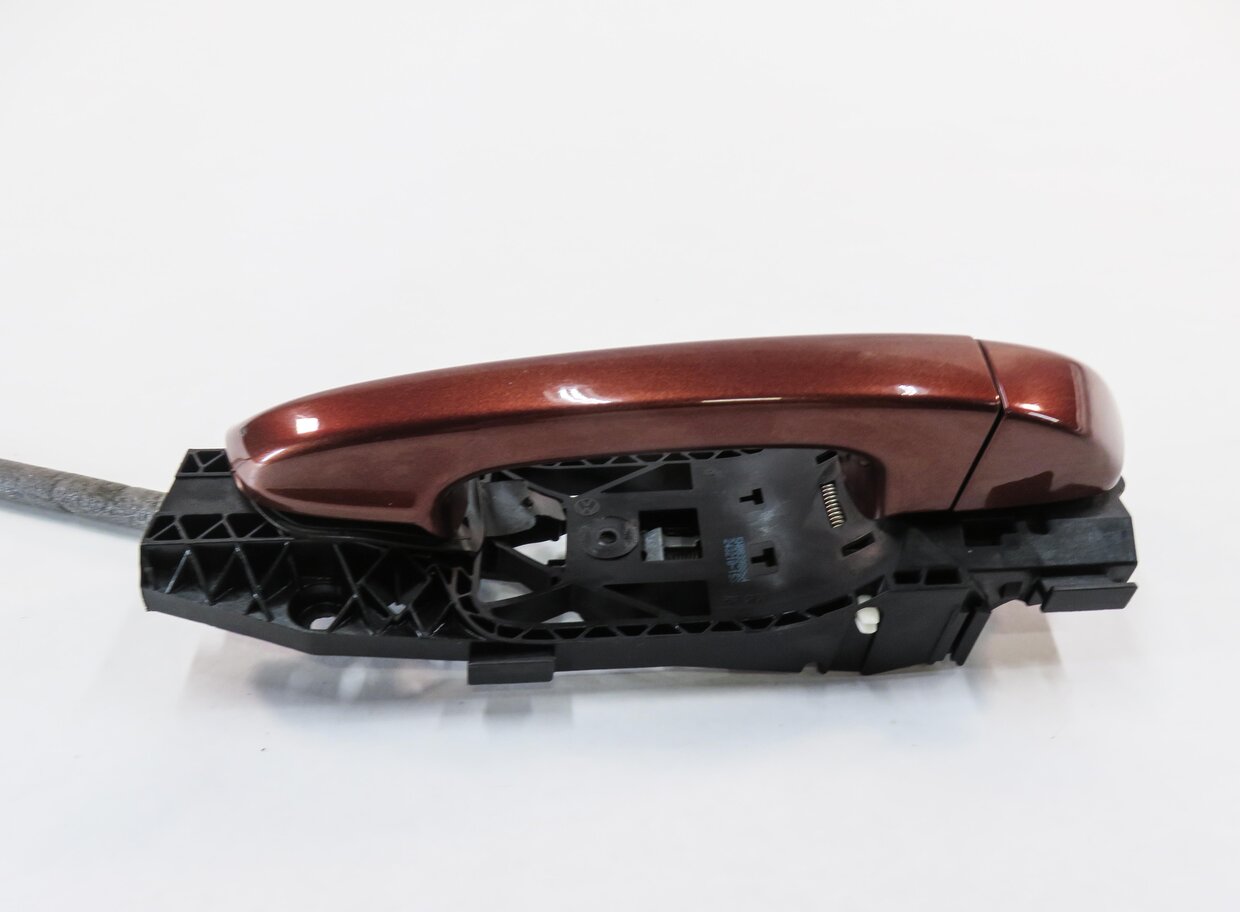 Thumbnail 2: 2011-2018 PORSCHE CAYENNE (958) LEFT REAR KEYLESS DOOR HANDLE (AUBURN METALLIC)