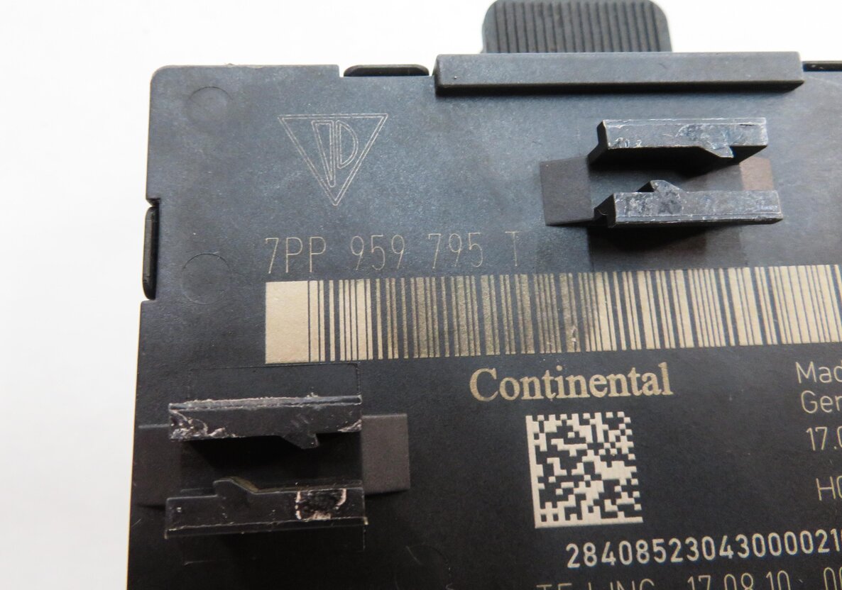 Thumbnail 6: 2011 PORSCHE CAYENNE (958) RIGHT REAR DOOR CONTROL MODULE
