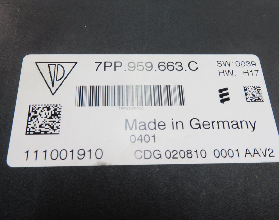 Thumbnail 7: 2011 PORSCHE CAYENNE (958) VOLTAGE CONVERTER CONTROL MODULE