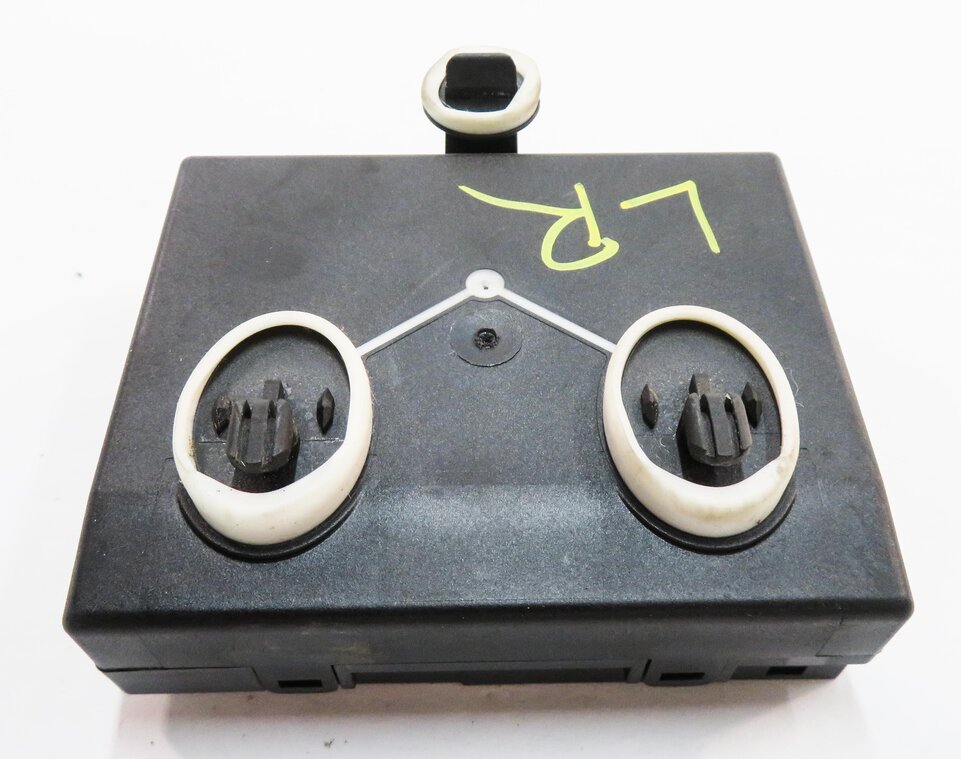 Thumbnail 5: 2011 PORSCHE CAYENNE (958) LEFT REAR DOOR CONTROL MODULE