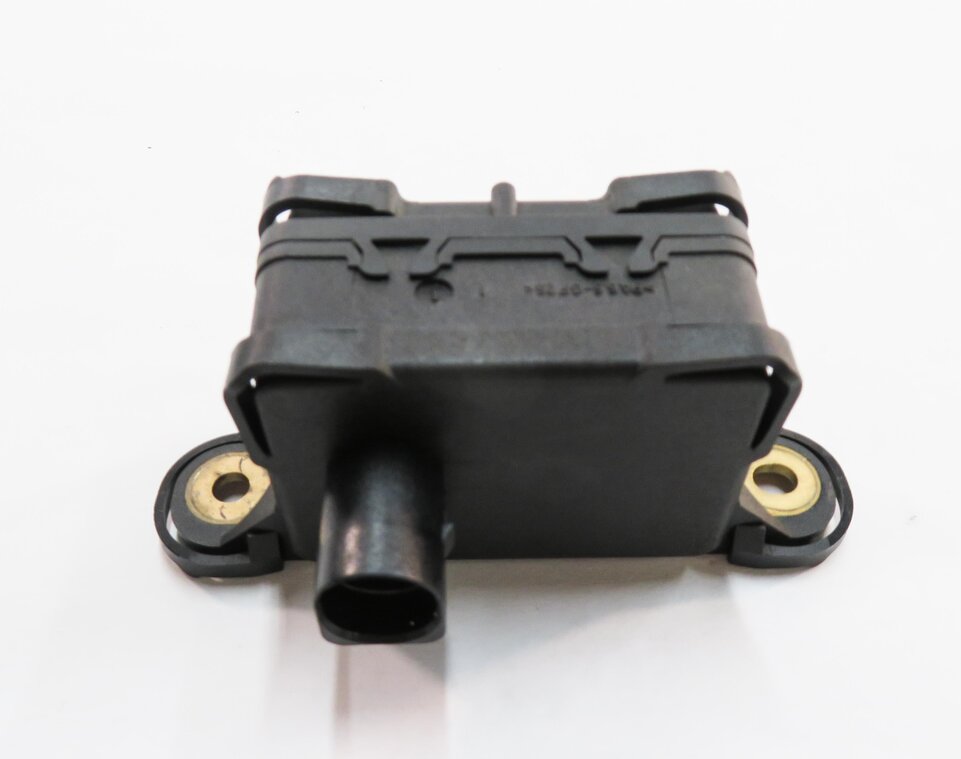 Thumbnail 4: 2011 PORSCHE CAYENNE (958) YAW SPEED ACCELERATION ROTATION STABILITY SENSOR
