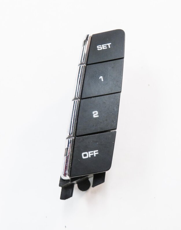 Thumbnail 2: 2011 PORSCHE CAYENNE (958) LEFT FRONT DRIVER MEMORY SEAT SWITCH BUTTON PANEL