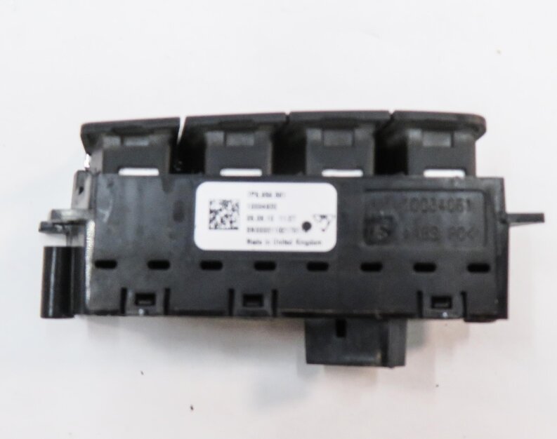 Thumbnail 5: 2011 PORSCHE CAYENNE (958) LEFT FRONT DRIVER MEMORY SEAT SWITCH BUTTON PANEL