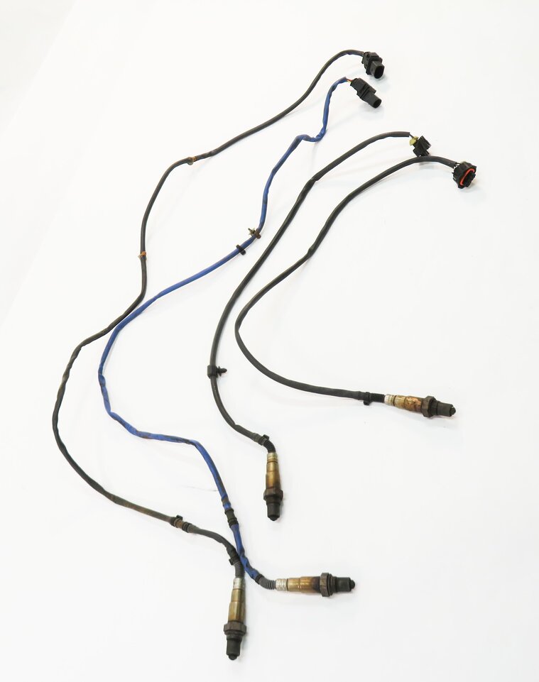 Thumbnail 4: 2011 PORSCHE CAYENNE (958) 4.8L - PRE POST CAT O2 OXYGEN LAMBDA PROBE SENSOR SET