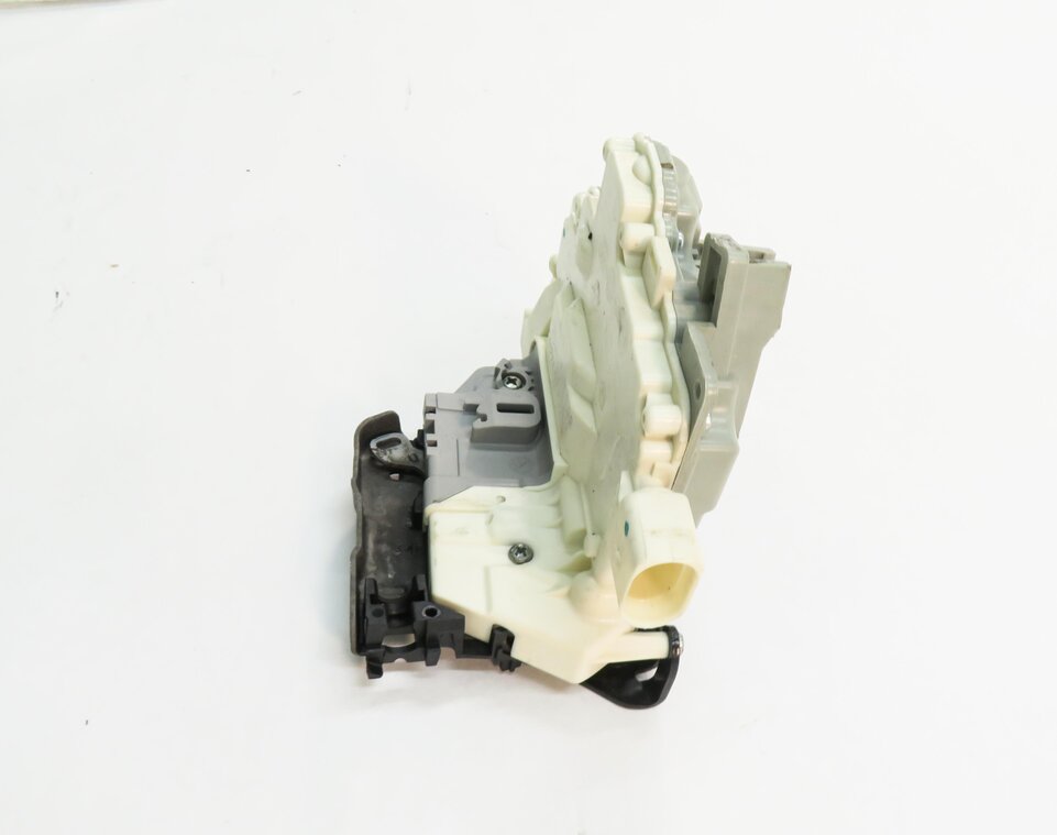 Thumbnail 3: 11-18 PORSCHE CAYENNE PANAMERA (958 970 G1) RIGHT REAR DOOR LOCK LATCH ACTUATOR