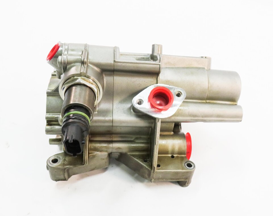 Thumbnail 3: 2011 PORSCHE CAYENNE (958) 4.8L M48.02 V8 ENGINE - OIL PUMP