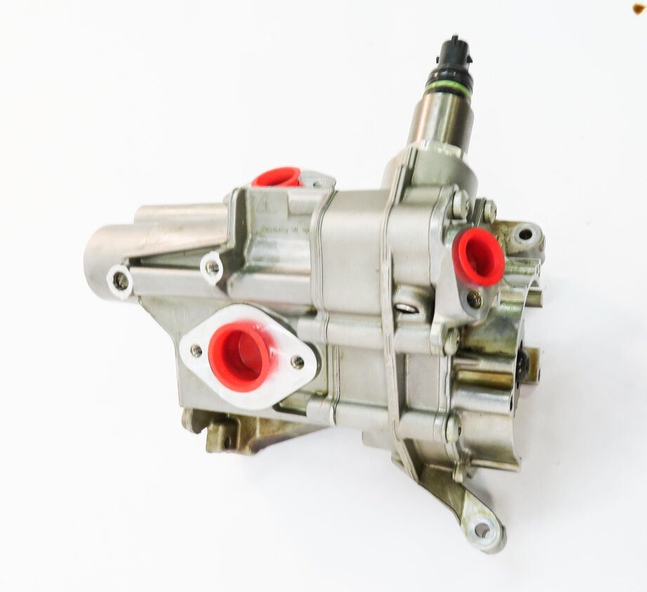 Thumbnail 4: 2011 PORSCHE CAYENNE (958) 4.8L M48.02 V8 ENGINE - OIL PUMP