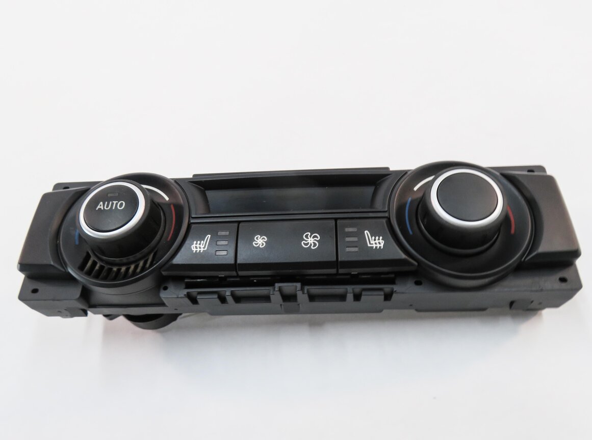 Thumbnail 3: 2009 BMW X6 (E71) REAR HEATER A/C TEMPERATURE CLIMATE CONTROL PANEL