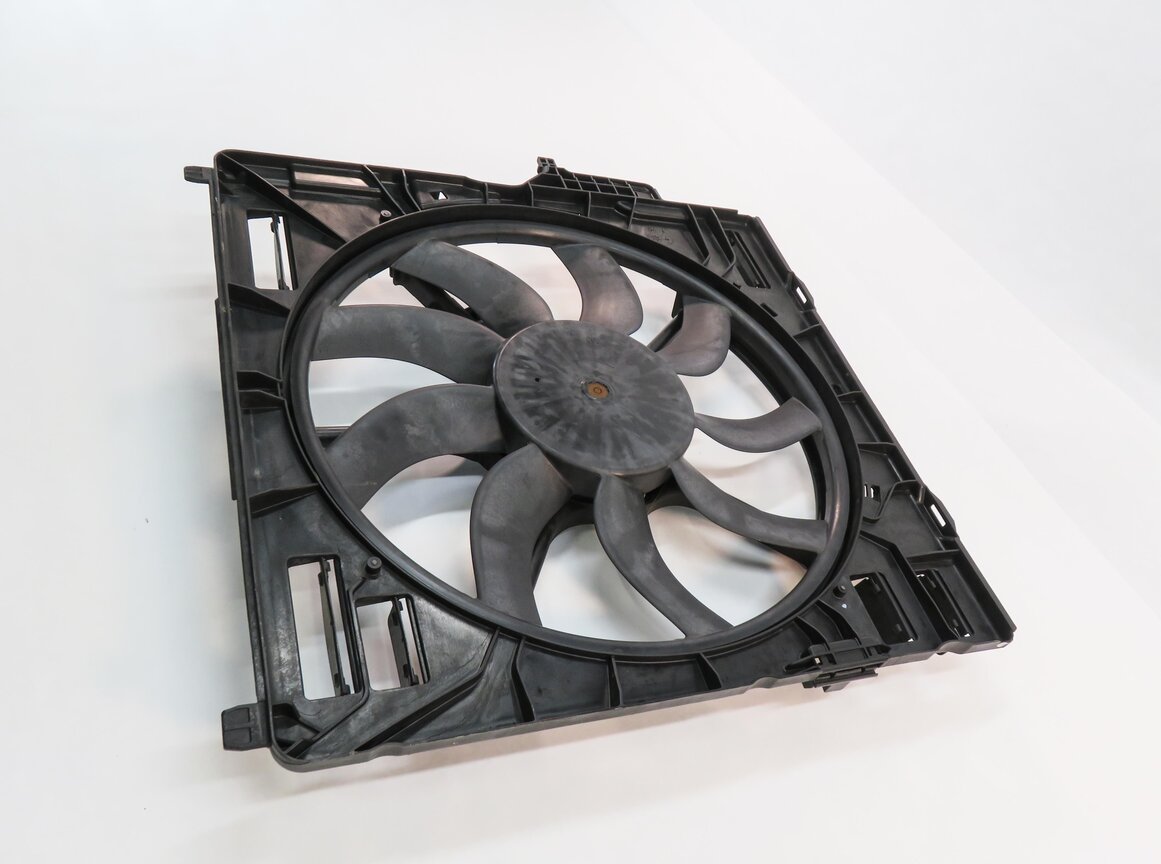Thumbnail 3: 2008-2014 BMW X5 X5M X6 X6M (E70 E71) 850 WATT RADIATOR COOLING FAN ASSEMBLY