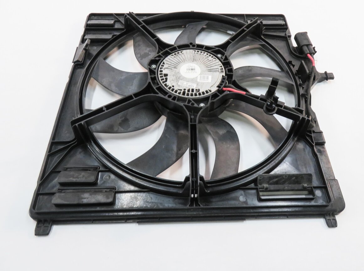Thumbnail 6: 2008-2014 BMW X5 X5M X6 X6M (E70 E71) 850 WATT RADIATOR COOLING FAN ASSEMBLY