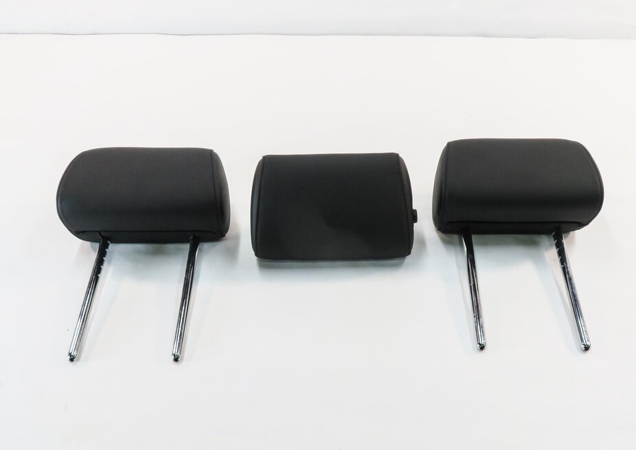 Thumbnail 1: 2015 BMW 535i (F10) REAR SEAT HEADREST SET-3 (BLACK LEATHER)