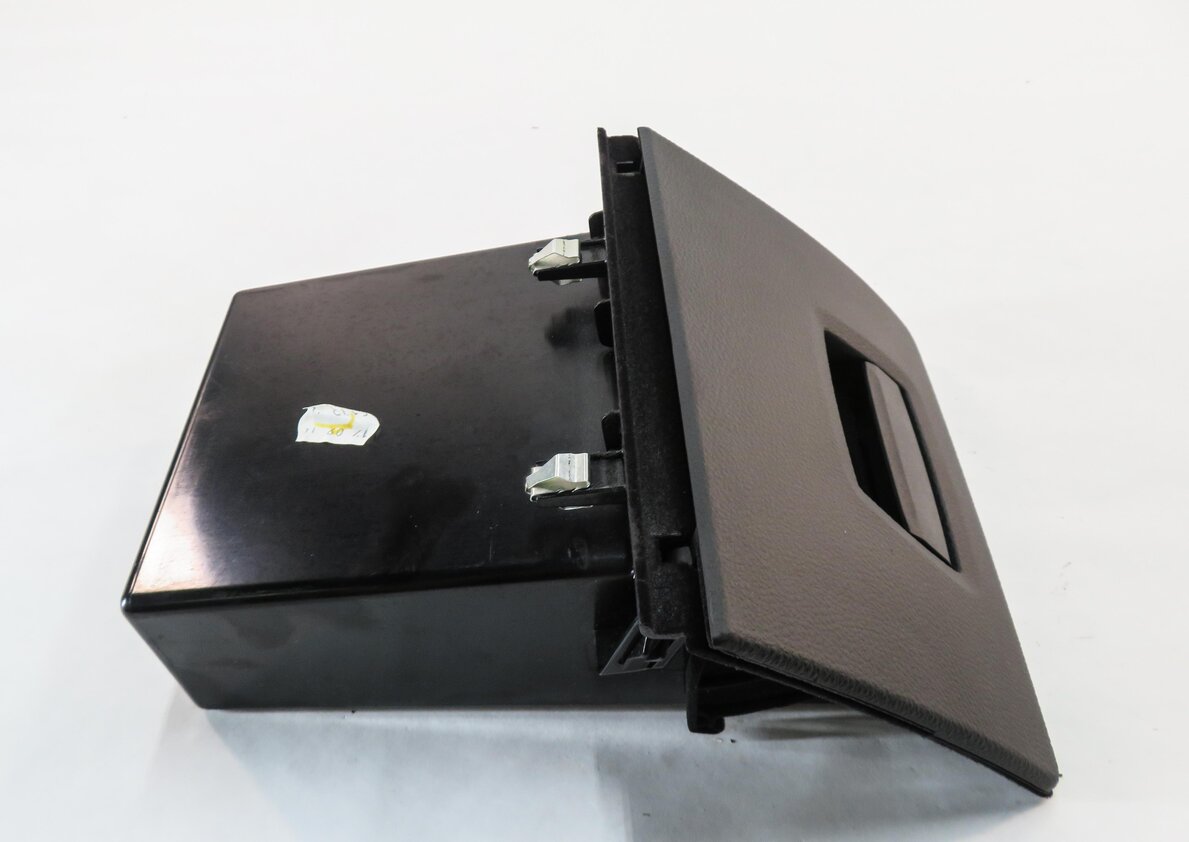 Thumbnail 6: 2015 BMW 535i (F10) LEFT FRONT DRIVER DASH STORAGE COMPARTMENT BOX (BLACK)
