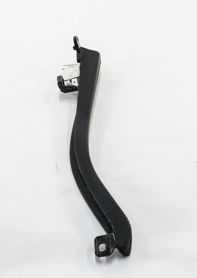 Thumbnail 5: 2015 BMW 535i (F10) FRONT CENTER CONSOLE COMPARTMENT EDGE TRIM (BLACK LEATHER)