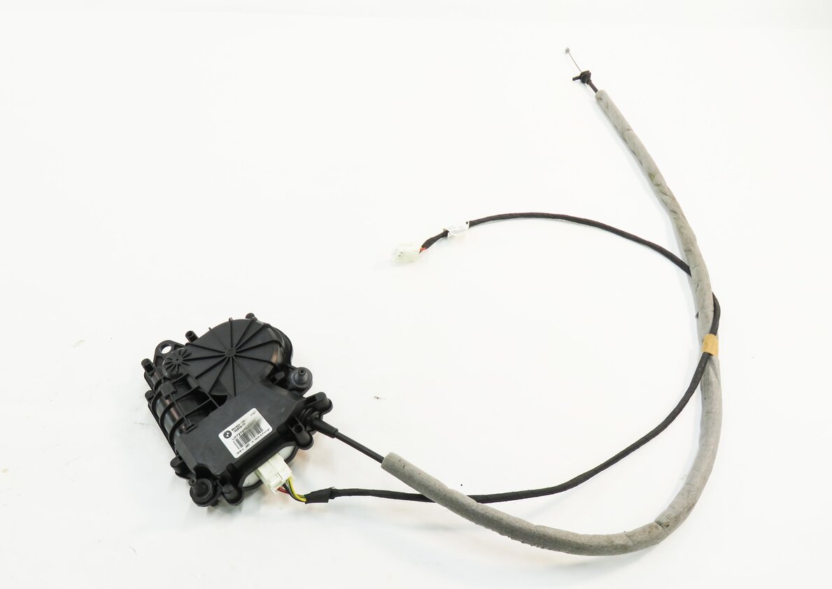 Thumbnail 4: 2015 BMW 535i (F10) REAR TRUNK LOCK LATCH ACTUATOR SOFT CLOSE MOTOR