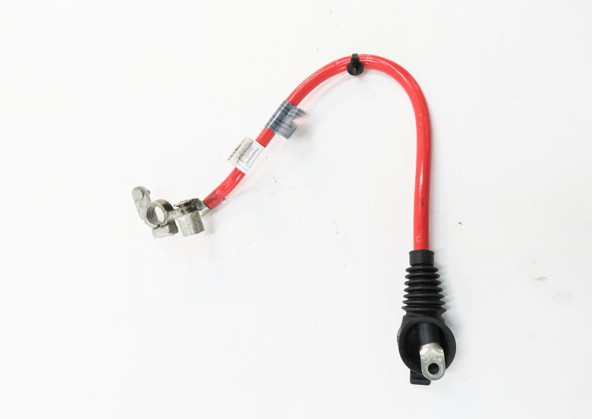 Thumbnail 3: 2015 BMW 535i (F10) POSITIVE BATTERY CABLE SRS