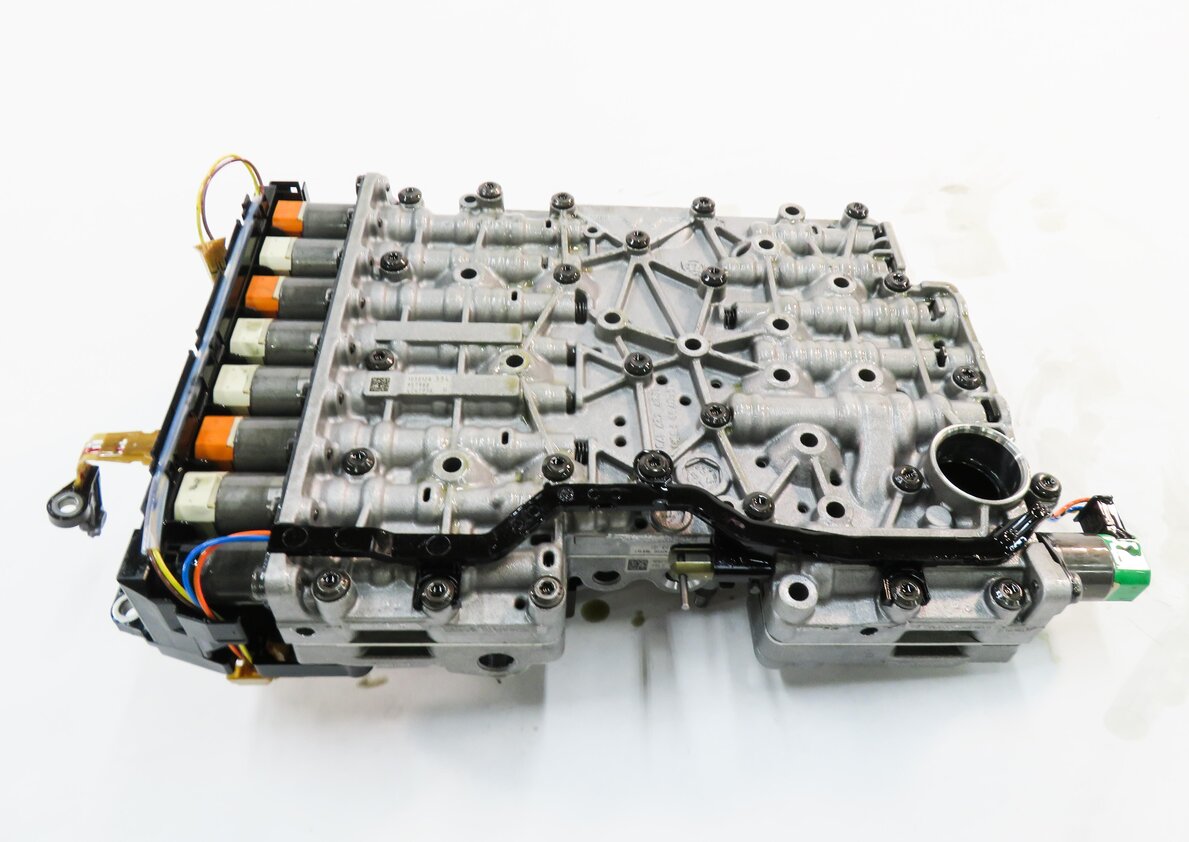Thumbnail 7: 14-18 BMW 335i 435i 535i 535iGT X5 (F07 F10 F15 F30 F32) 3.0L - A/T VALVE BODY