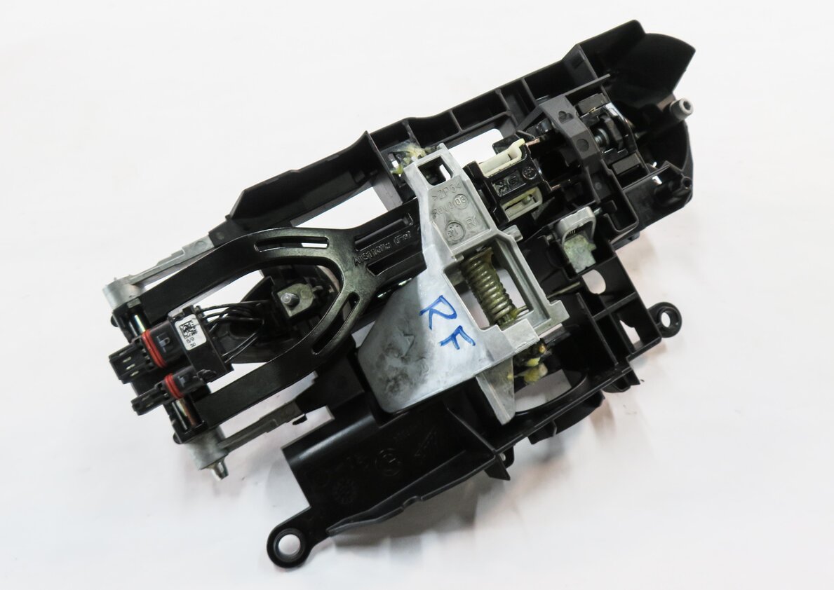 Thumbnail 7: 09-18 BMW 528i 535i 550i 740i 750i 760i RIGHT REAR COMFORT DOOR HANDLE (BLACK)