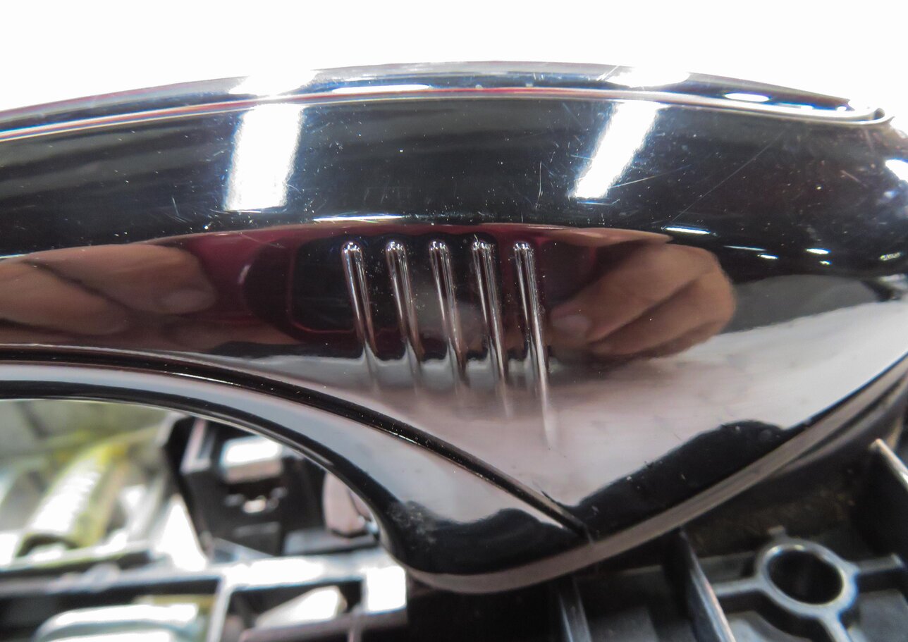 Thumbnail 8: 09-18 BMW 528i 535i 550i 740i 750i 760i RIGHT REAR COMFORT DOOR HANDLE (BLACK)