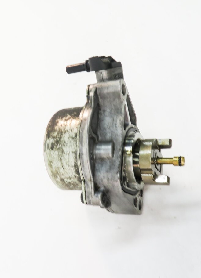 Thumbnail 4: 2010-2019 RANGE ROVER SPORT LR4 JAGUAR XE XF XK - 3.0L / 5.0L BRAKE VACUUM PUMP