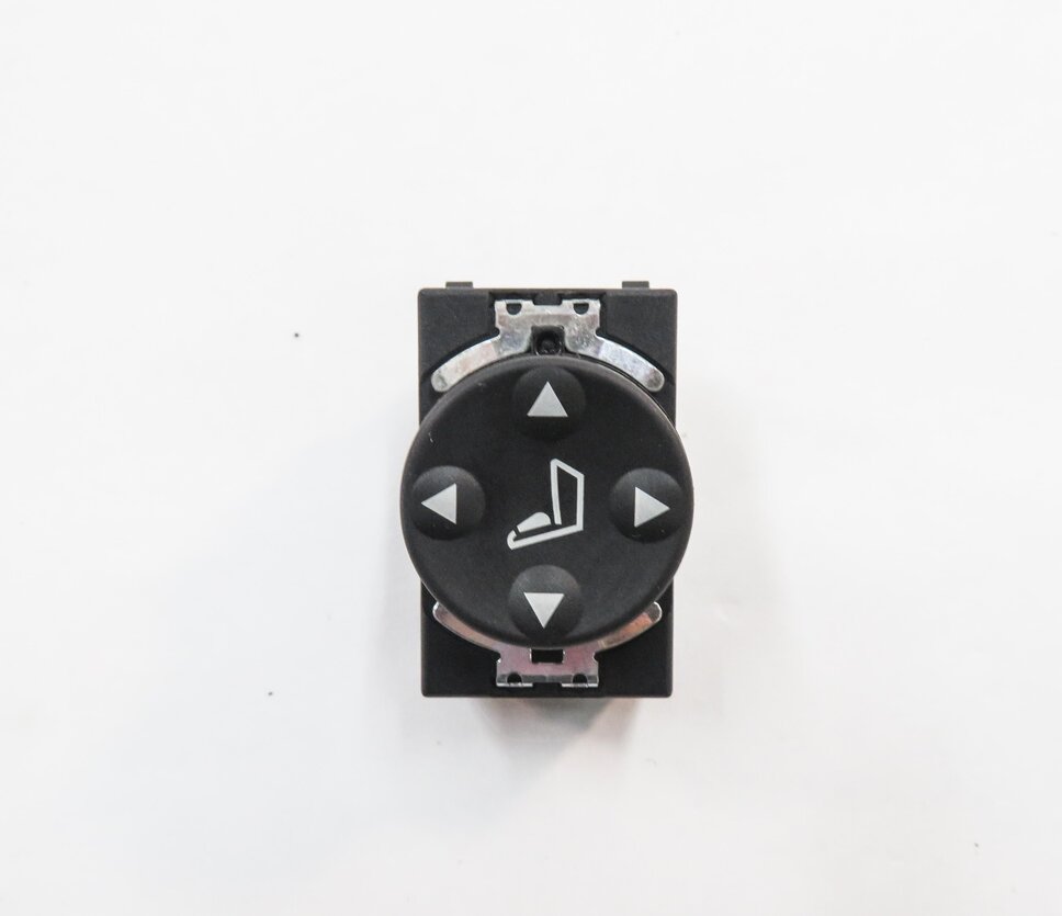 Thumbnail 7: 2012 RANGE ROVER (L322) RIGHT FRONT PASSENGER SEAT ADJUSTMENT SWITCH