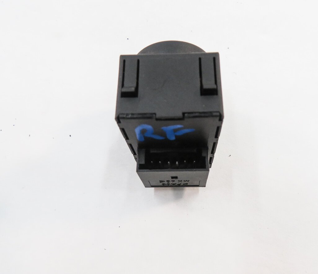 Thumbnail 8: 2012 RANGE ROVER (L322) RIGHT FRONT PASSENGER SEAT ADJUSTMENT SWITCH