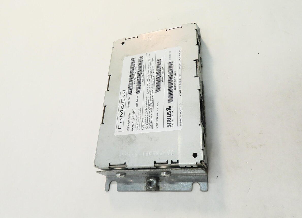 Thumbnail 3: 2007-2012 LR3 / RANGE ROVER SPORT STEREO SIRIUS SATELLITE RADIO RECEIVER MODULE