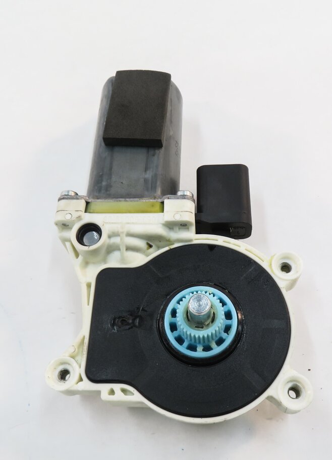 Thumbnail 5: 2010-2012 RANGE ROVER (L322) RIGHT FRONT PASSENGER DOOR POWER WINDOW MOTOR