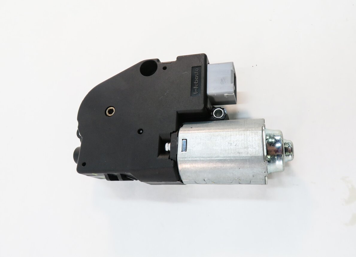 Thumbnail 3: 2010-2012 RANGE ROVER (L322) POWER STEERING OIL FLUID PUMP w/ PULLEY