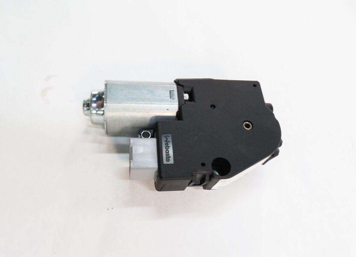 Thumbnail 4: 2010-2012 RANGE ROVER (L322) POWER STEERING OIL FLUID PUMP w/ PULLEY