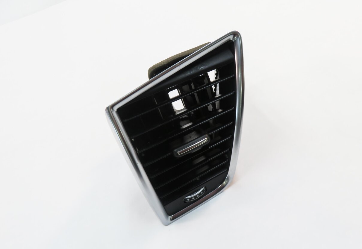 Thumbnail 1: 2014 AUDI Q5 (B8 8R) LEFT FRONT DRIVER DASH HEATER A/C AIR VENT