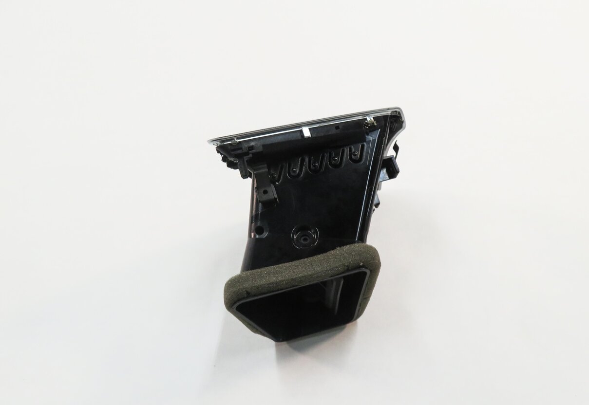 Thumbnail 5: 2014 AUDI Q5 (B8 8R) LEFT FRONT DRIVER DASH HEATER A/C AIR VENT