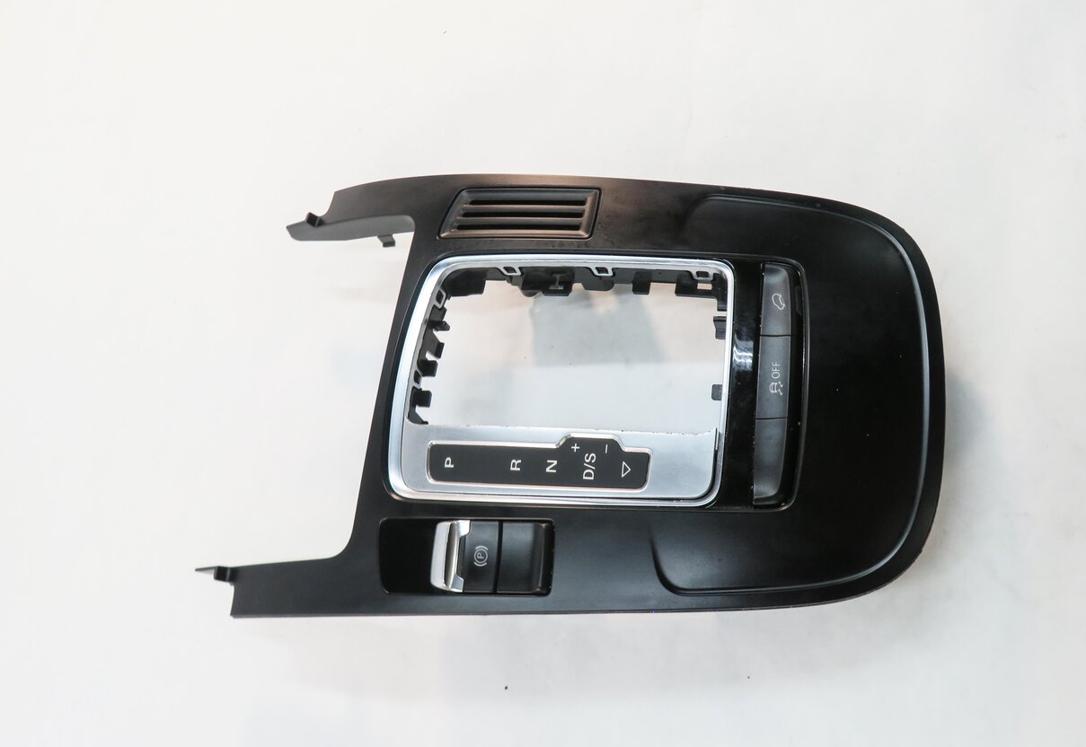 Thumbnail 4: 2014 AUDI Q5 (B8 8R) TRANSMISSION GEAR SHIFTER TRIM w/ PARKING BRAKE SWITCH