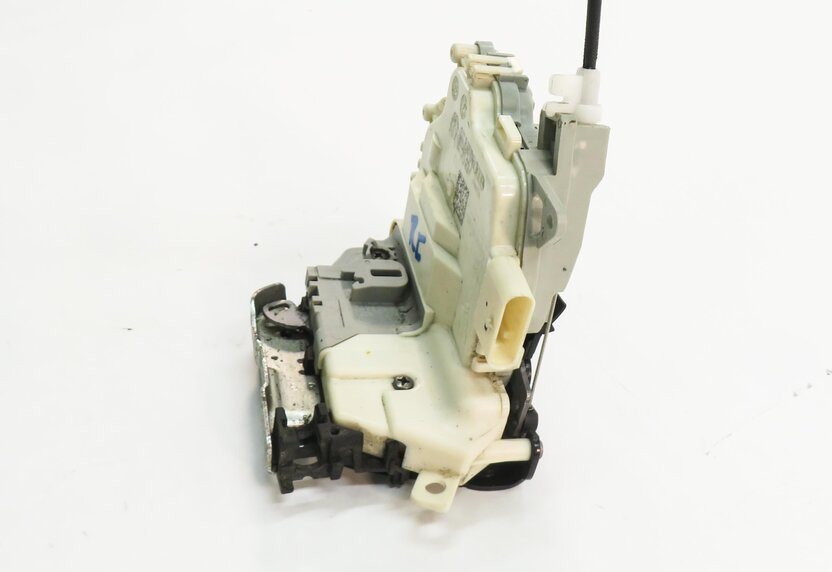 Thumbnail 2: 2010-2019 AUDI / PORSCHE A4 S4 A5 S5 A6 Q3 Q5 Q7 TT 911 - RIGHT FRONT DOOR LATCH