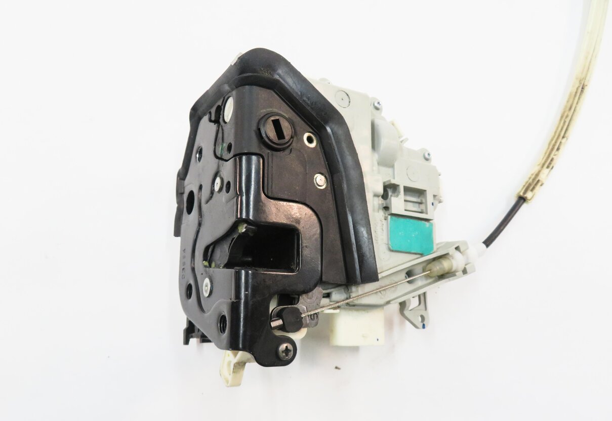 Thumbnail 4: 2010-2020 VW / PORSCHE - A3 A4 A8 S3 S4 Q5 MACAN PANAMERA - LEFT REAR DOOR LATCH