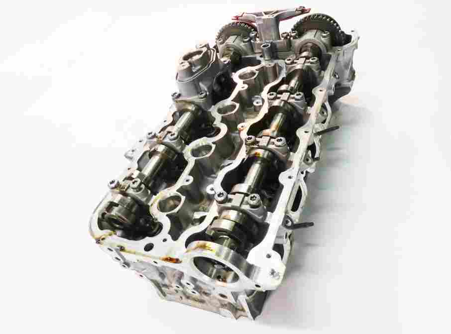 Thumbnail 4: 08-14 BMW 550i 750i X5 X6 (F01 E70 F10 E71) 4.4L TWIN TURBO RIGHT CYLINDER HEAD