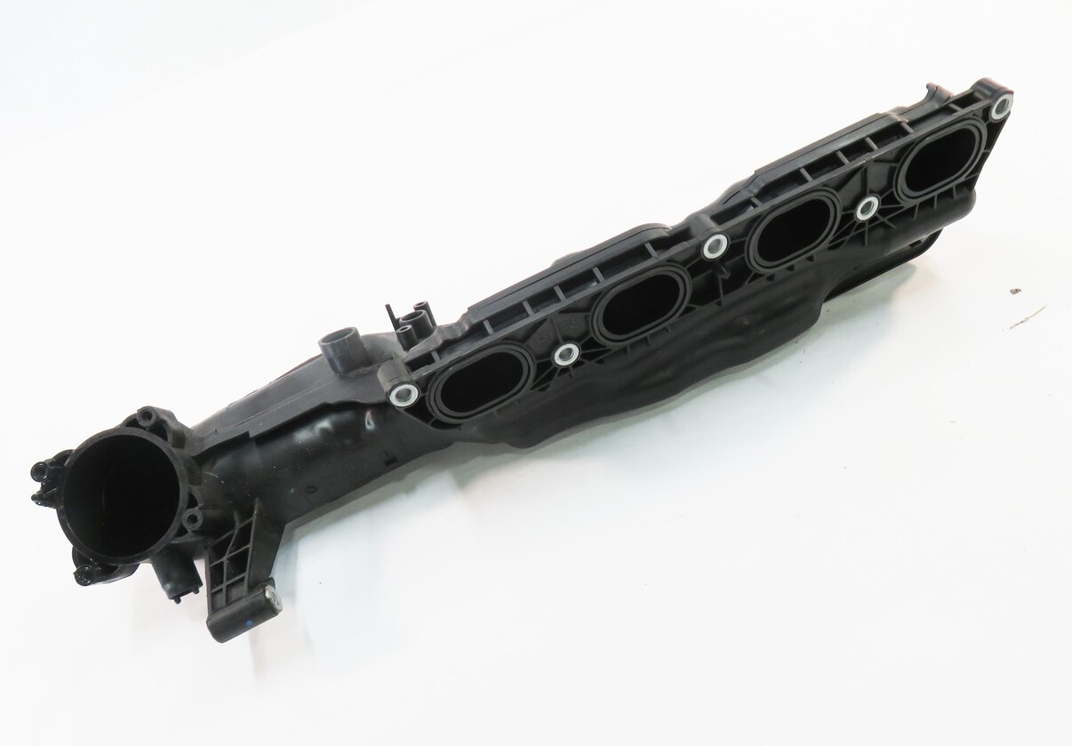 08-14 BMW 550i 650i 750i X5 X6 (F01 F10 E70 E71) 4.4L N63 - LEFT INTAKE MANIFOLD