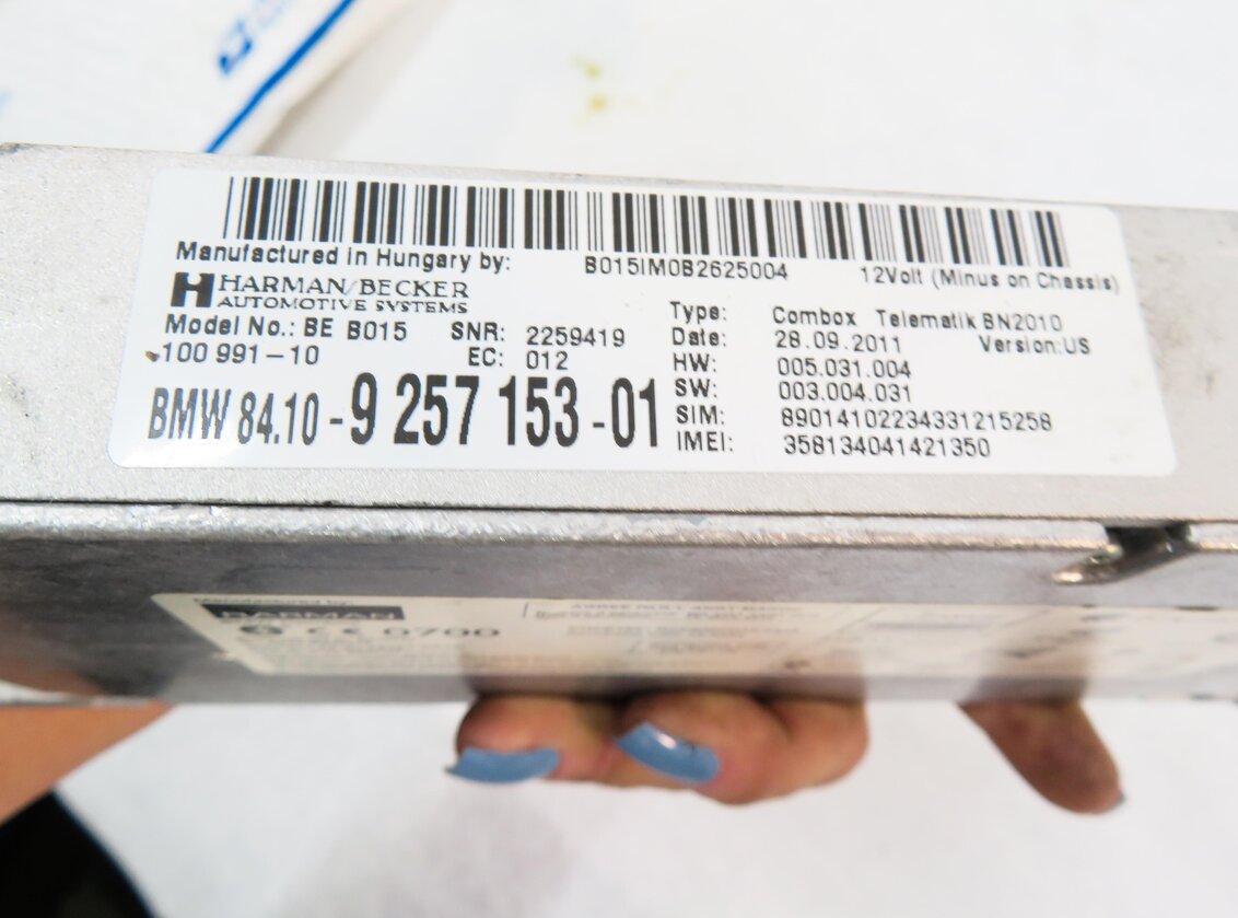 Thumbnail 7: 2012 BMW 550i (F10) BLUETOOTH TELEMATICS COMMUNICATION COMBOX CONTROL MODULE