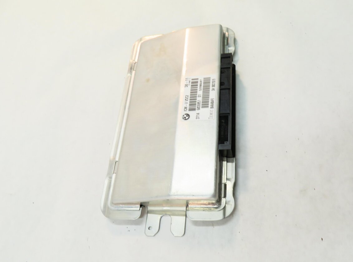 Thumbnail 3: 2012 BMW 550i (F10) VDC VARIABLE DAMPING SUSPENSION CONTROL MODULE