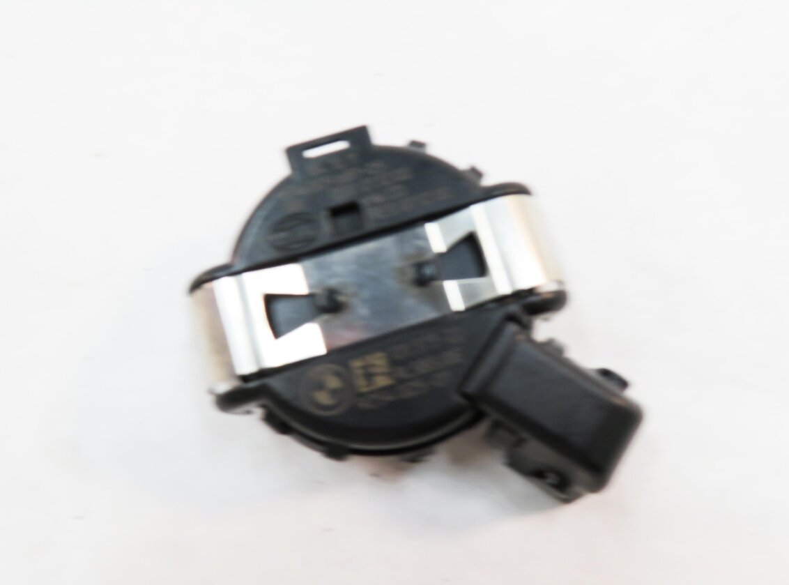 Thumbnail 5: 2012 BMW 550i (F10) RAIN SENSOR