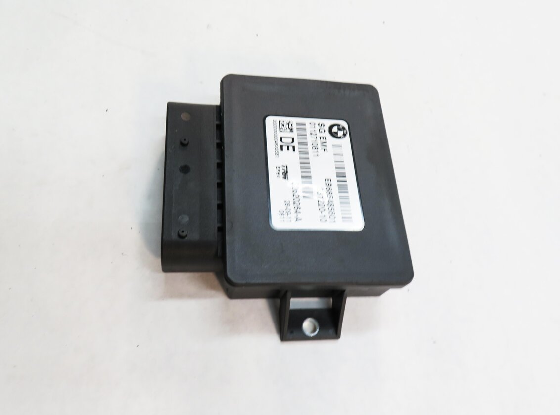 Thumbnail 4: 11-19 BMW 528i 535i 550i 640i 650i M5 M6 X3 X4 - PARKING BRAKE CONTROL MODULE