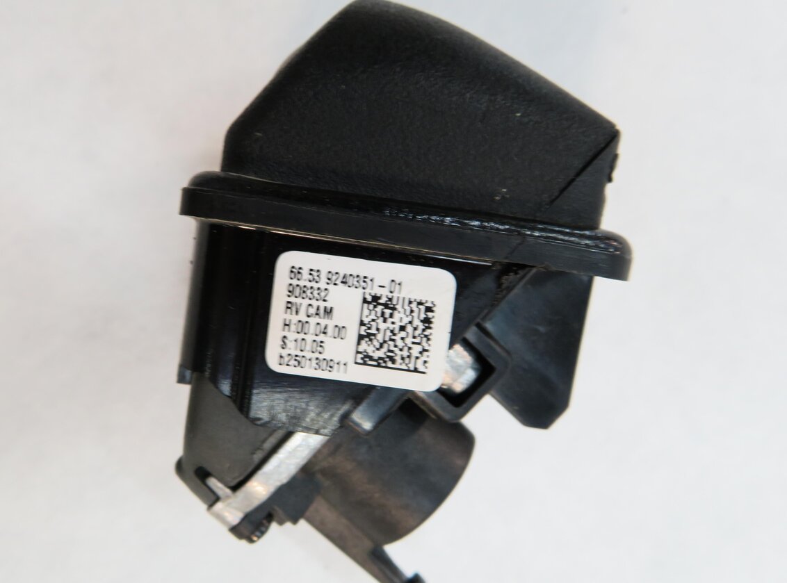 Thumbnail 7: 2009-2018 BMW 2 / 3 / 4 / 5 / 7 / M5 / X3 / X5 / X6 SERIES BACKUP REVERSE CAMERA