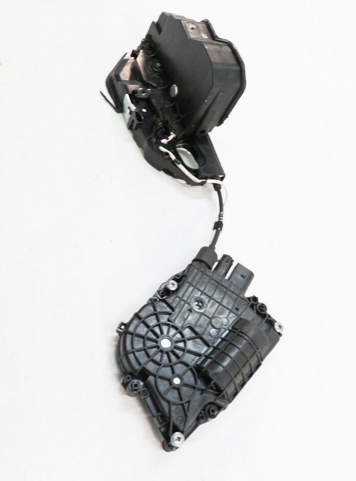 Thumbnail 3: 2011-2016 BMW 528i 535i 550i M5 (F10) RIGHT REAR SOFT CLOSE DOOR LOCK LATCH