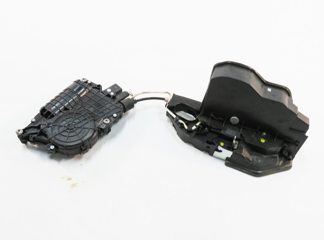 Thumbnail 2: 2011-2016 BMW 528i 535i 550i M5 (F10) LEFT REAR SOFT CLOSE DOOR LOCK LATCH