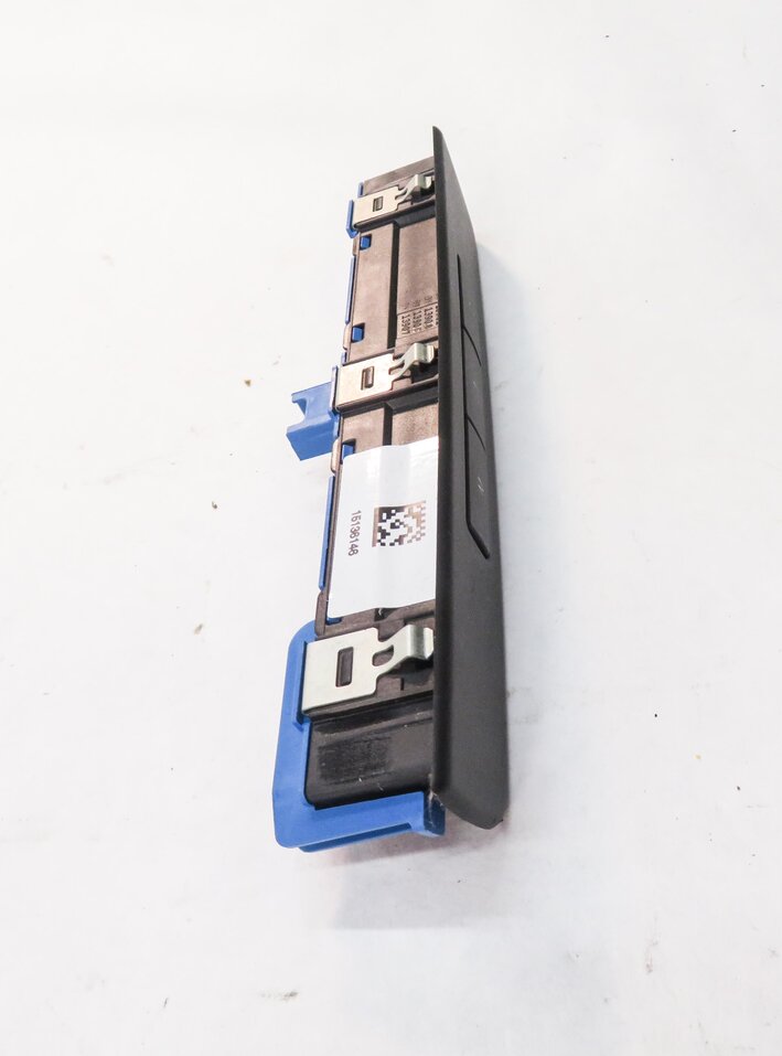Thumbnail 8: 2012 BMW 550i (F10) LEFT FRONT DRIVER SEAT ADJUSTMENT SWITCH