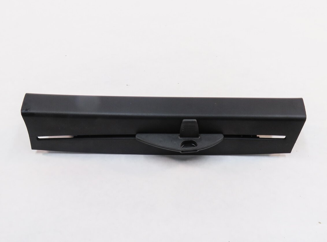 11-16 BMW 528i 535i 550i (F10) RIGHT REAR DOOR VENT WINDOW PRIVACY SHADE (BLACK)